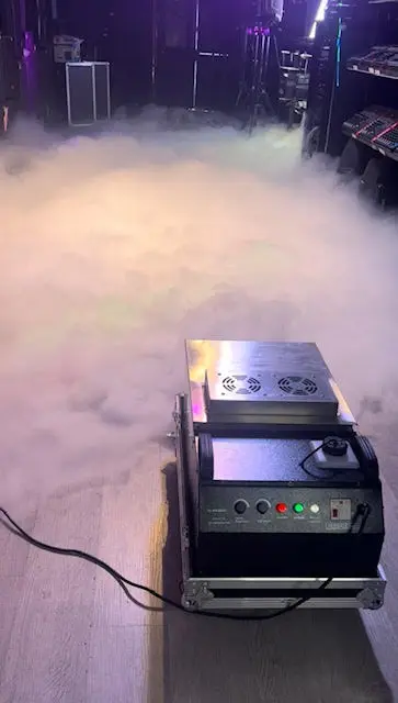 מכונת עשן כבד 3500W על בסיס נוזל עשן ומים